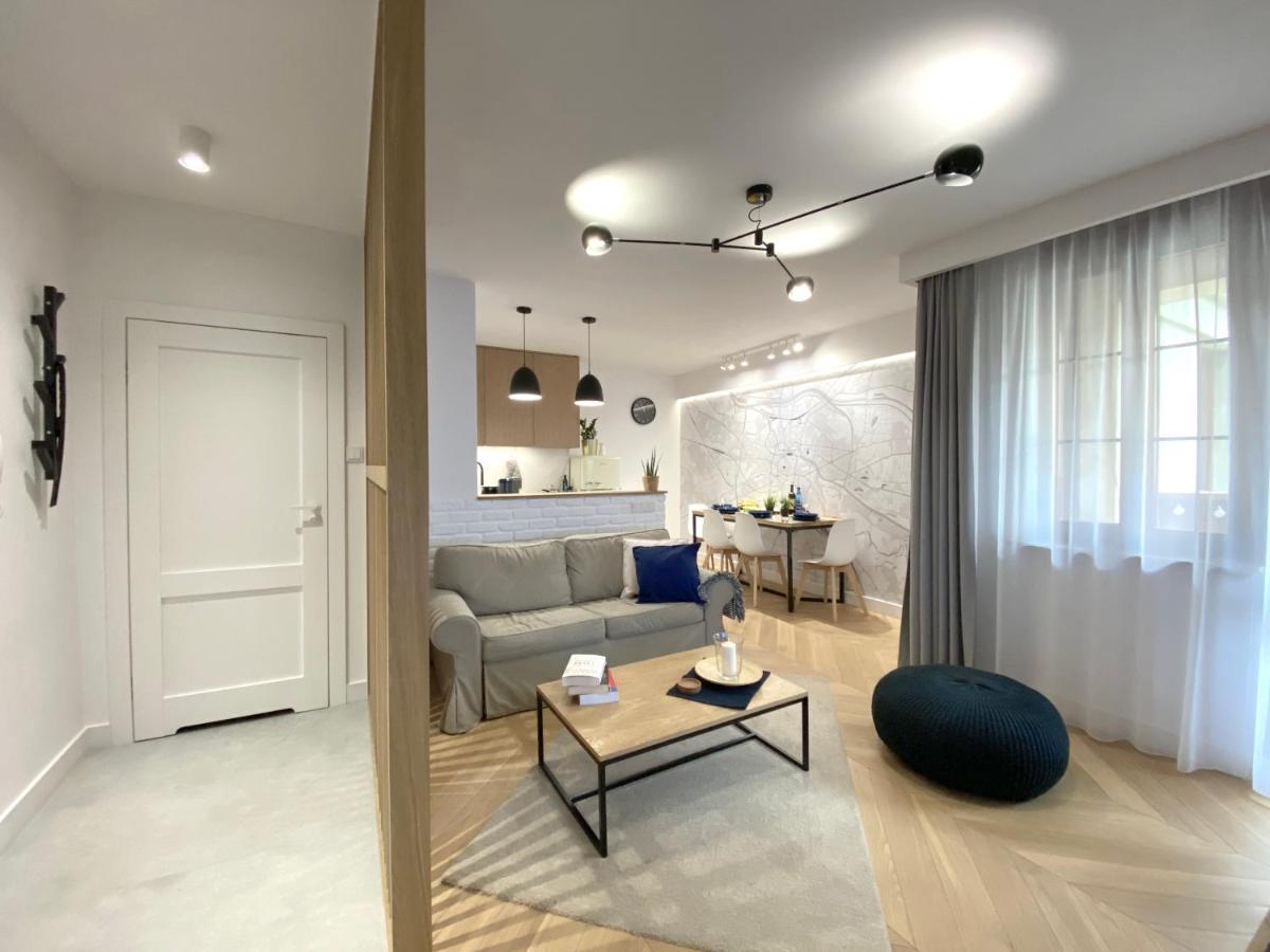 Mycherry - Old Town Apartment - Wiezienna 21C Вроцлав Экстерьер фото