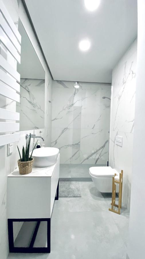 Mycherry - Old Town Apartment - Wiezienna 21C Вроцлав Экстерьер фото